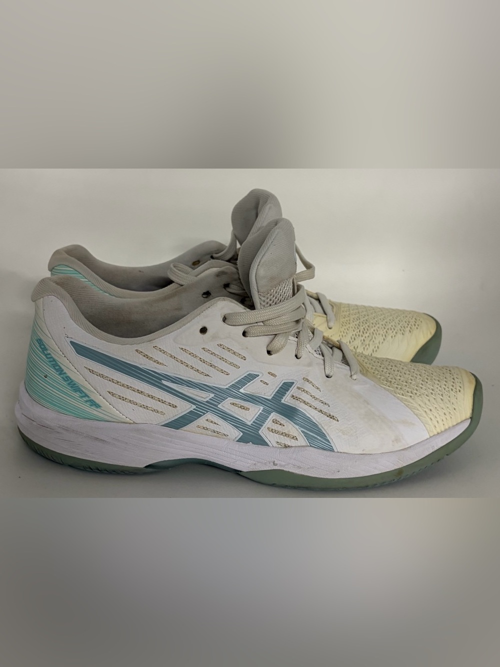 ASICS Solution Swift FF Women's Tennis Shoes White Smoke Blue Size 7.5